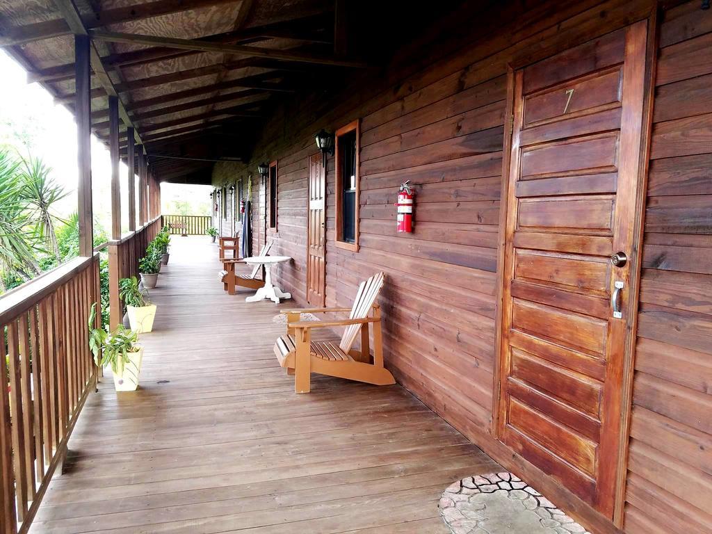 The Log Cab-Inn San Ignacio Exterior foto