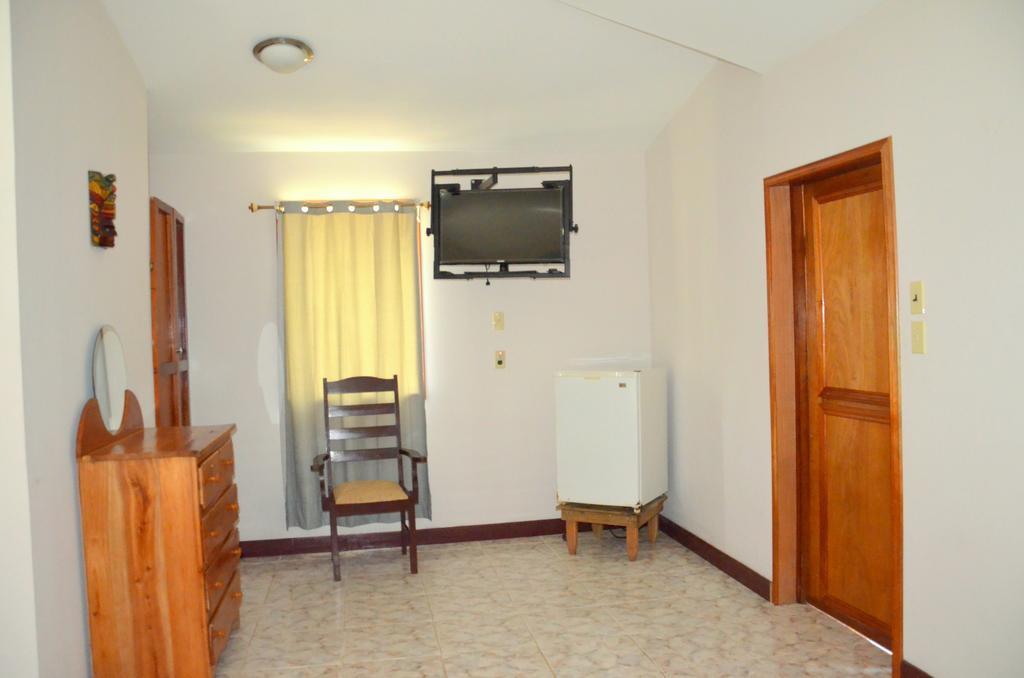 The Log Cab-Inn San Ignacio Exterior foto